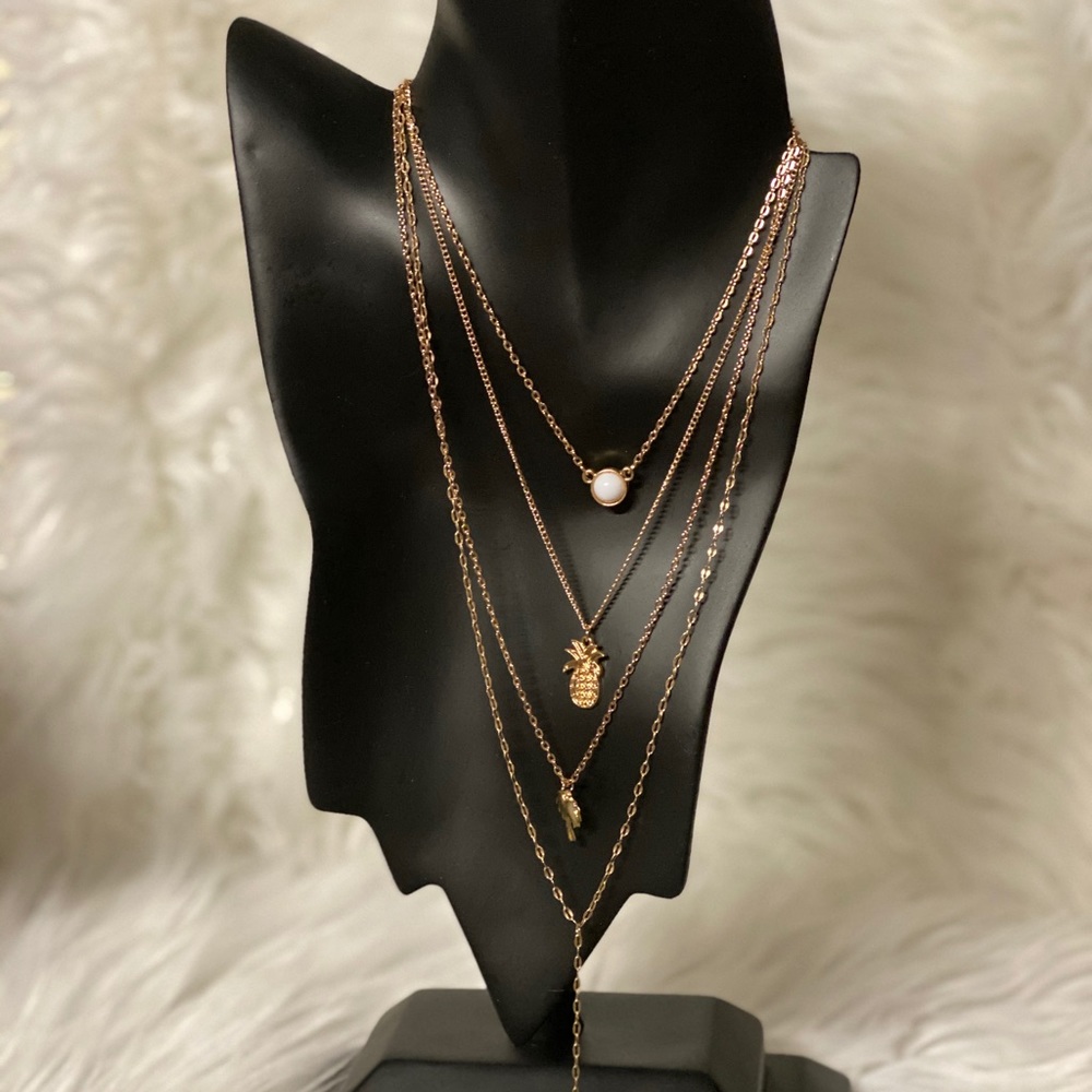 🌺Cute layered necklace🌺 - Picture 2 of 6